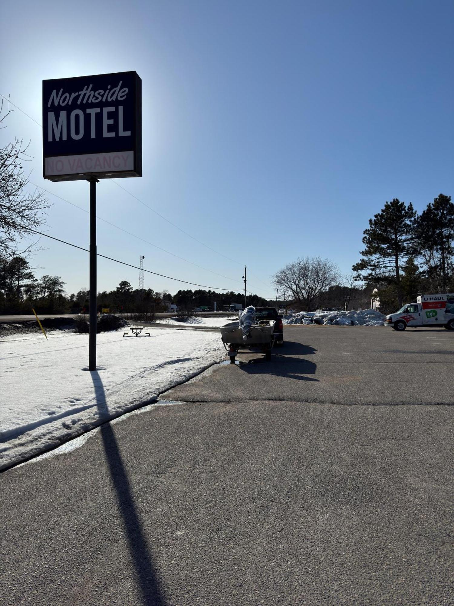 Northside Motel Vermilion Bay Exterior photo